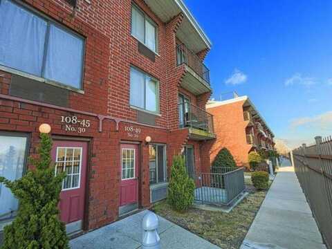 10849 SeaView Avenue, Brooklyn, NY 11236