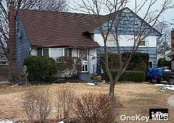 3680 Carlisle Court, Wantagh, NY 11793