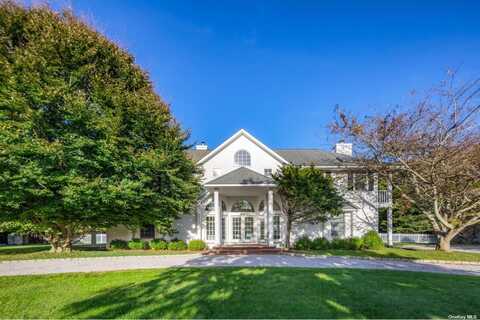 24 St Marys Lane, Amagansett, NY 11930