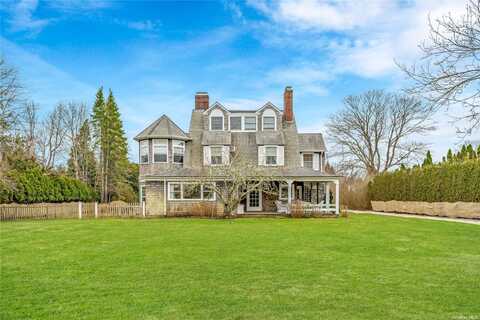 43 Quogue Street, Quogue, NY 11959