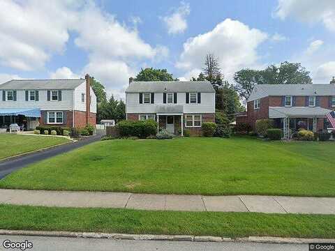 Twin Oaks, HAVERTOWN, PA 19083