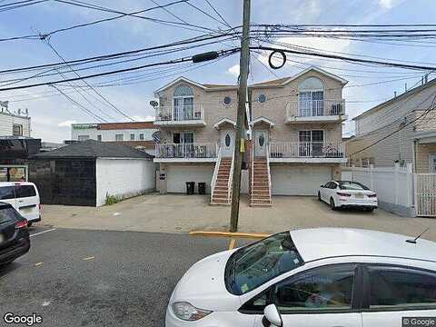 70Th, GUTTENBERG, NJ 07093