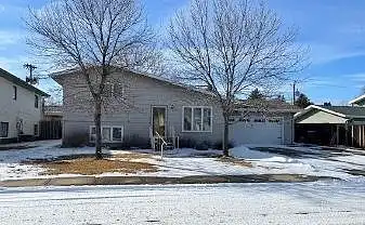 1St, DICKINSON, ND 58601