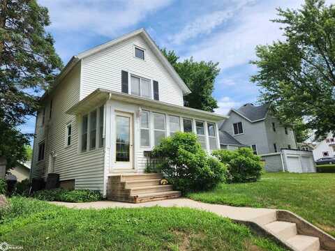 415 N 6Th Street, Forest City, IA 50436