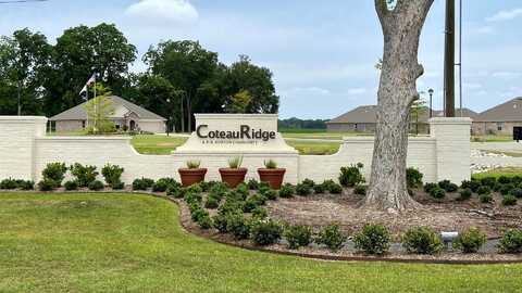 2004 Saddle Back Ridge, New Iberia, LA 70560