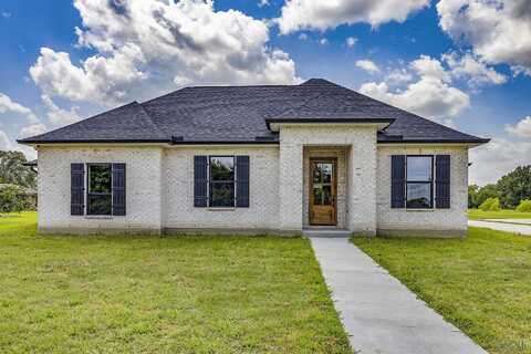 320 GRAND LAKES DR, Thibodaux, LA 70301