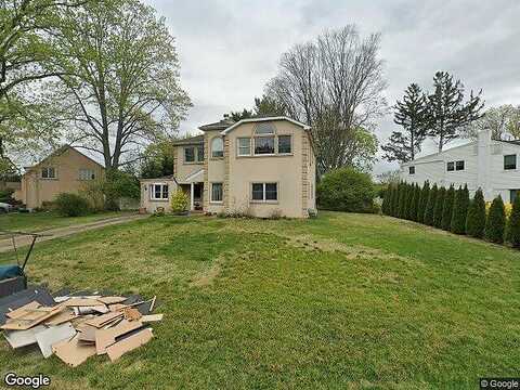 Parkside, ROSLYN HEIGHTS, NY 11577