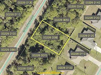 Mclaren, LEHIGH ACRES, FL 33972