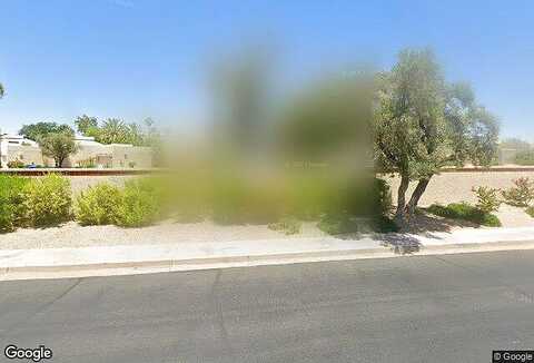 E Arizona Biltmore Circle 32, Phoenix, AZ 85016