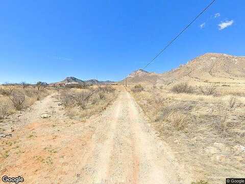 E Renegade Trail 27, Hereford, AZ 85615