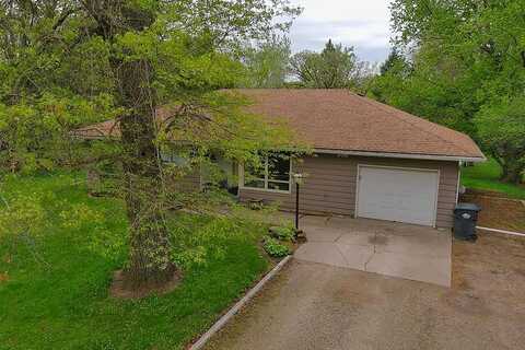 220Th, AUSTIN, MN 55912