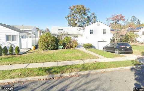 Southgate, VALLEY STREAM, NY 11581