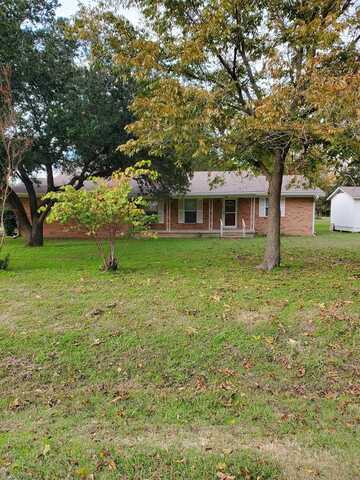 603 E Market St, Mabank, TX 75147