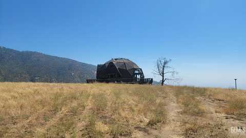 29501 Deertrail Drive, Tehachapi, CA 93561