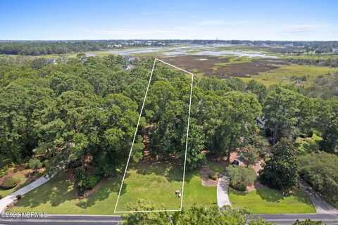 3229 Beaver Creek Drive SE, Southport, NC 28461