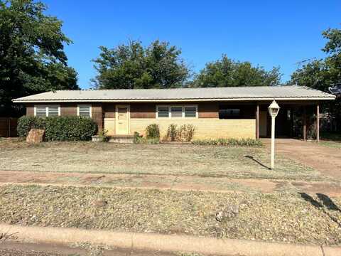 422 Ivy Street, Crosbyton, TX 79322