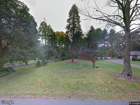 Woodfield, WOODBRIDGE, CT 06525