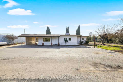 Avenue 252, LINDSAY, CA 93247