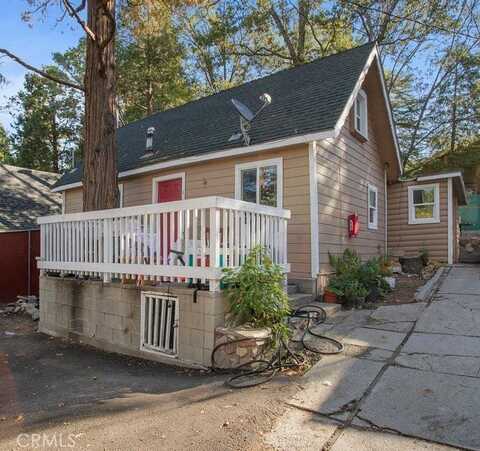 711 Forest Shade Road, Crestline, CA 92325