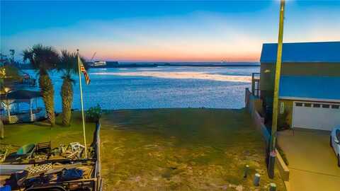13505 Royal Fifth Court, Corpus Christi, TX 78418