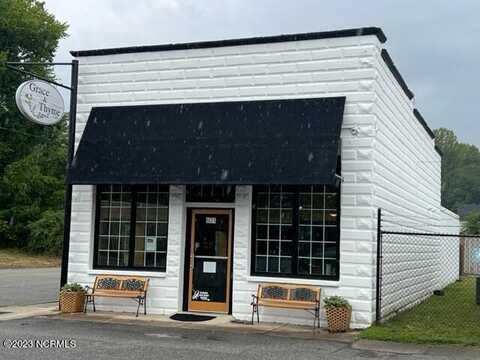 601 N Main Street, Winton, NC 27986