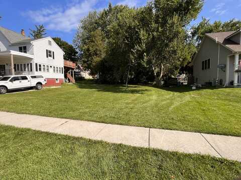 310 E Shannon Street, Elburn, IL 60119