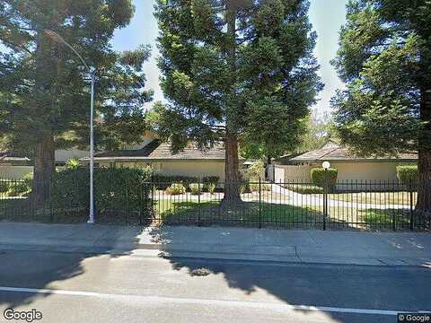 Roundtree, SACRAMENTO, CA 95831