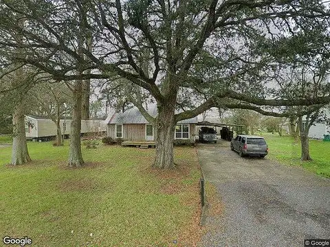 Stassi, PLAQUEMINE, LA 70764