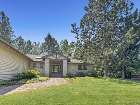 2876 NW Melville Drive, Bend, OR 97703