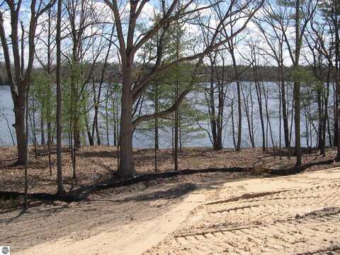 1629 EDGEWATER RIDGE, TRAVERSE CITY, MI 49684