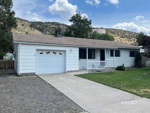 633 S E St, Lakeview, OR 97630