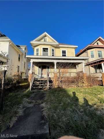 1243 Maryland Avenue, Steubenville, OH 43952