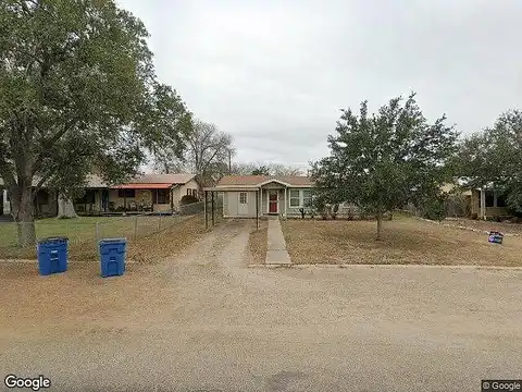 Owens, THREE RIVERS, TX 78071