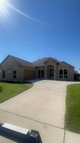 219 Tradd, Glenn Heights, TX 75154