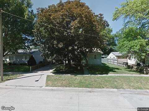 Desmont, KNOXVILLE, IA 50138