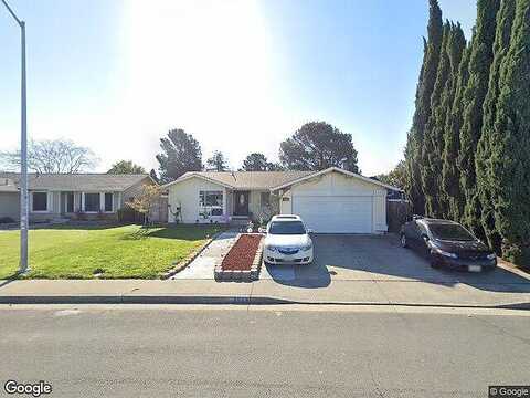 Brittany, FAIRFIELD, CA 94534