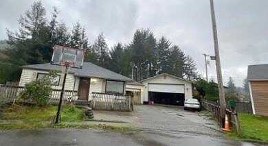 Alder, REEDSPORT, OR 97467