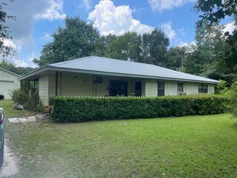 381 Barfield, Cowarts, AL 36321