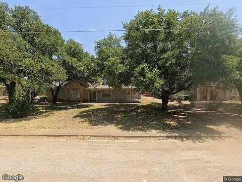 4Th, Mc Gregor, TX 76657