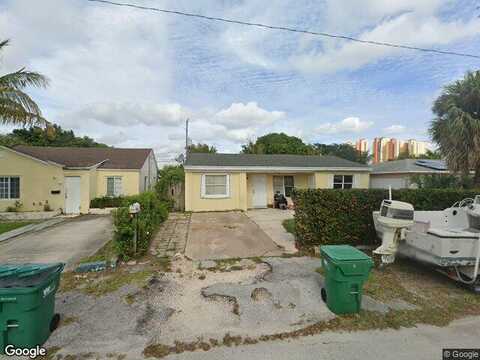 22Nd, RIVIERA BEACH, FL 33404