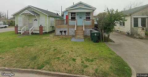 Avenue O 1/2, GALVESTON, TX 77551