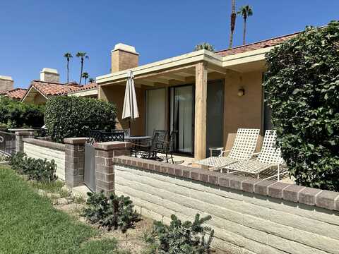 281 Tolosa Circle, Palm Desert, CA 92260