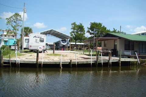 79 7th Ave, Horseshoe Beach, FL 32648