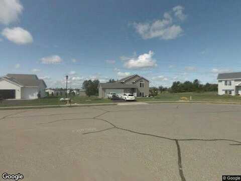 Laura, BECKER, MN 55308