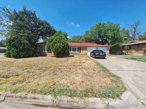 2112 Downey Drive, Fort Worth, TX 76112
