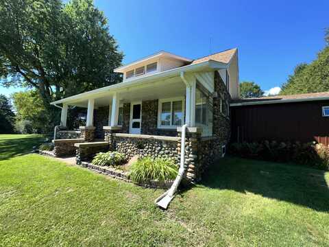 3091 Lakeshore, Deckerville, MI 48427