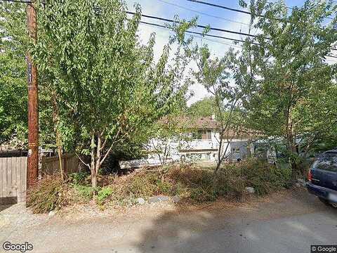 198Th, KENMORE, WA 98028