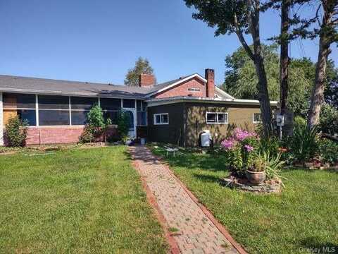 482 State Route 32 N, New Paltz, NY 12561