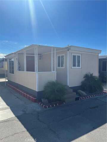 2260 rialto, Rialto, CA 92410