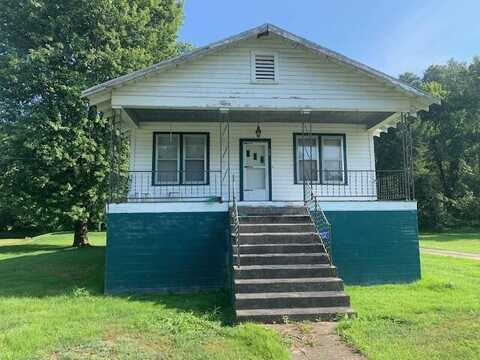 96 Broadway Street, Salyersville, KY 41465